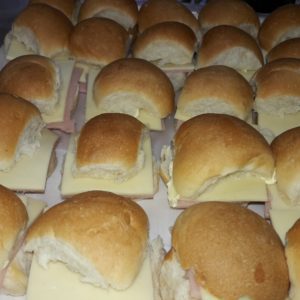 100 Pebetes Jamón y Queso